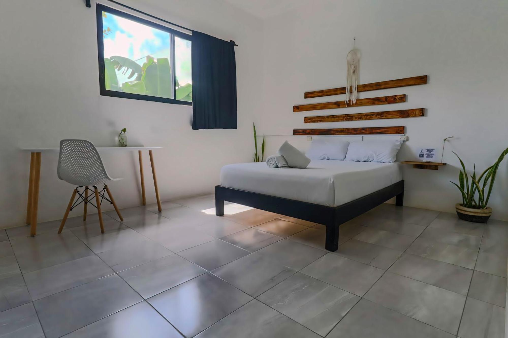 Hostel Oryx Valladolid Вальядолид Экстерьер фото